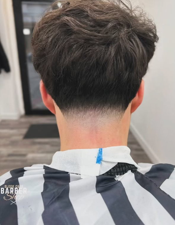 SLEEK CUTS BARBERÍA