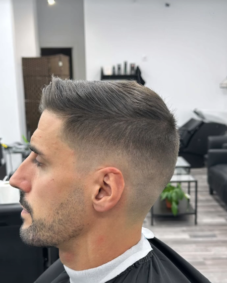SLEEK CUTS BARBERÍA