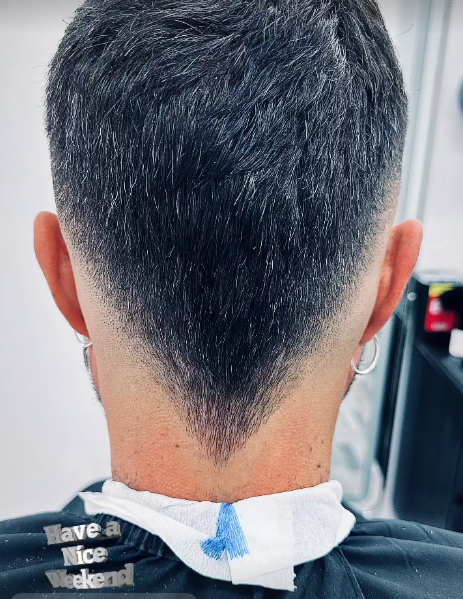 SLEEK CUTS BARBERÍA